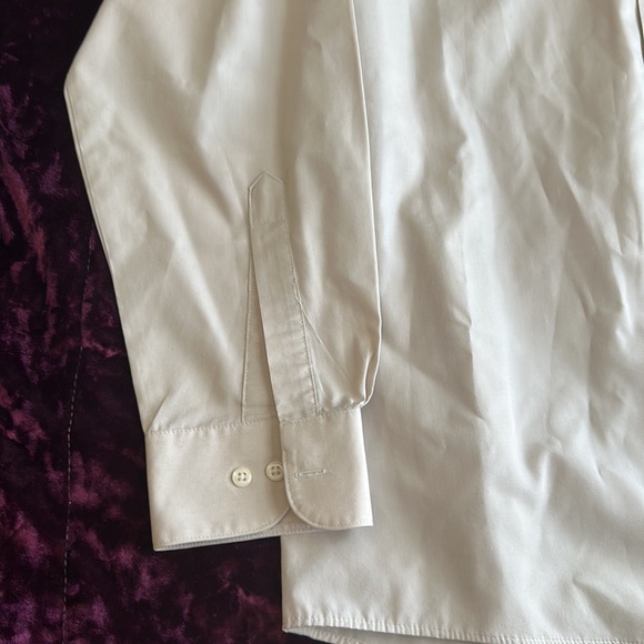 Used. Van Heusen men’s shirt. - Picture 3 of 5